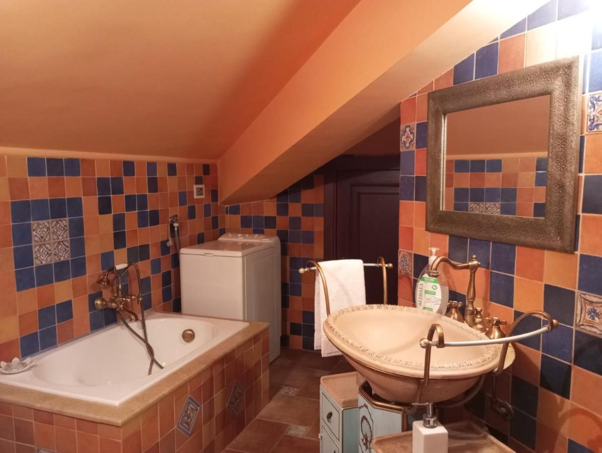 Appartamento La Casa Di Enza Santa Margherita di Belice Esterno foto