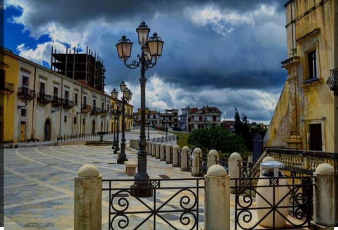Appartamento La Casa Di Enza Santa Margherita di Belice Esterno foto